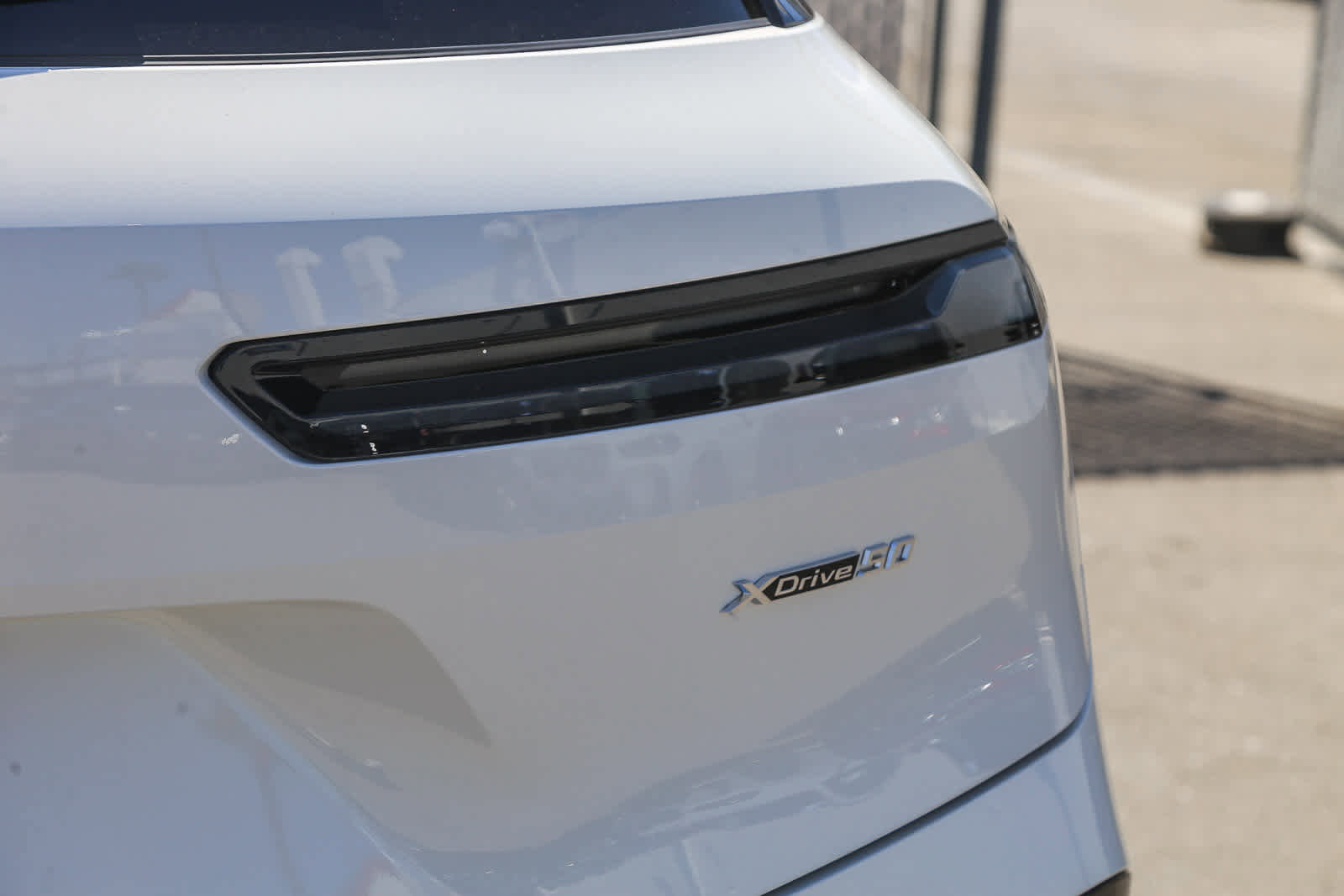 Used 2025 BMW iX xDrive50 image 7