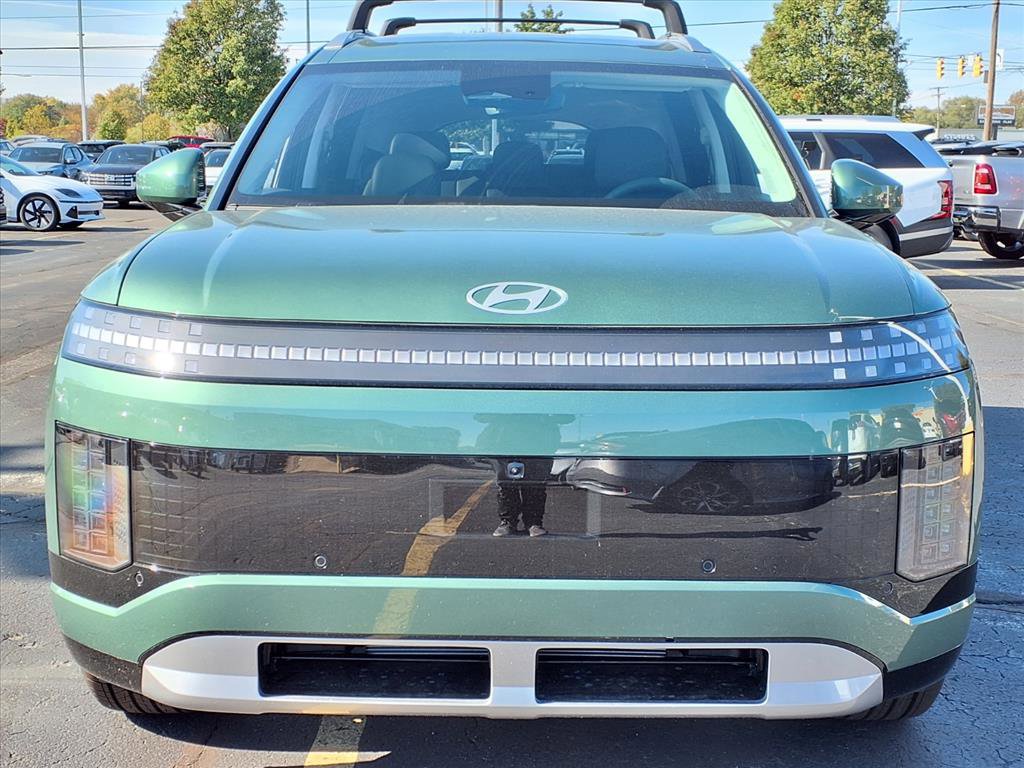 New 2026 Hyundai Ioniq 9 SEL image 2