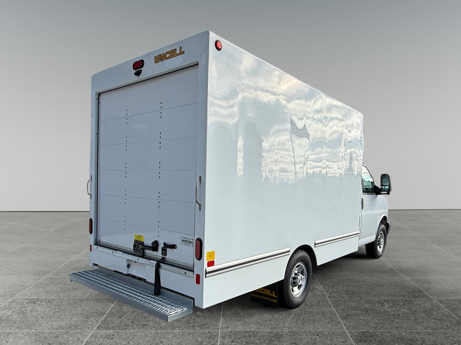 New 2025 Chevrolet Express 3500 w/ Power Convenience Package RWD image 5