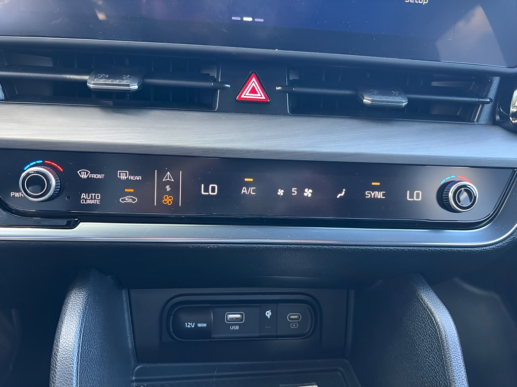 Used 2025 Kia Sportage X-Line w/ Premium Package AWD/4WD image 27
