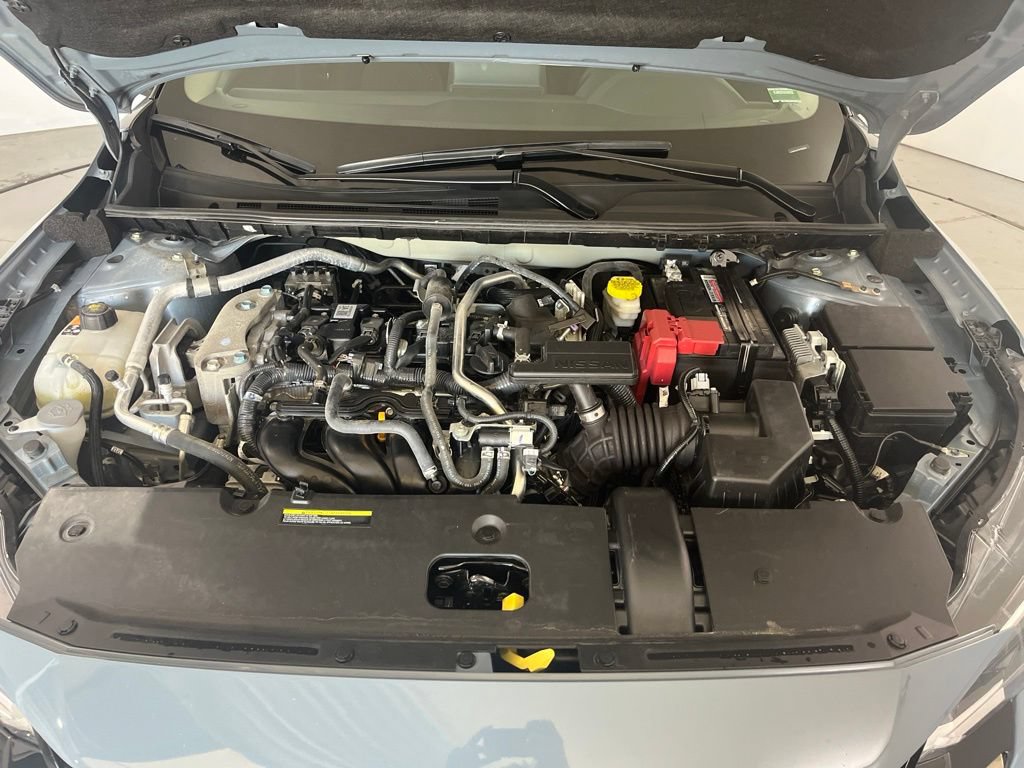 Used 2025 Nissan Sentra SR FWD image 9