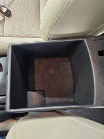 Used 2017 Hyundai Elantra SE image 18