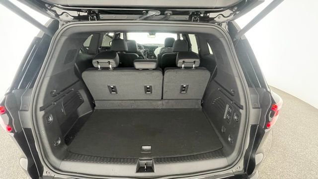 Used 2025 GMC Acadia Denali w/ Super Cruise Package image 46