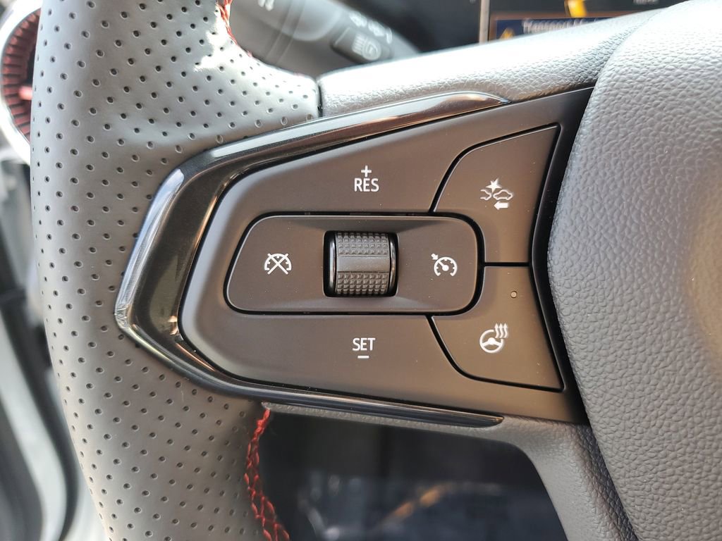 New 2026 Chevrolet Trax RS w/ Driver Confidence Package image 28