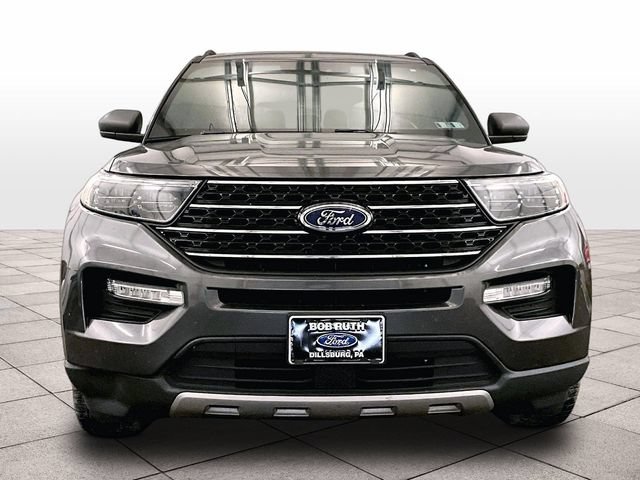 Used 2020 Ford Explorer XLT w/ Equipment Group 202A AWD/4WD image 3