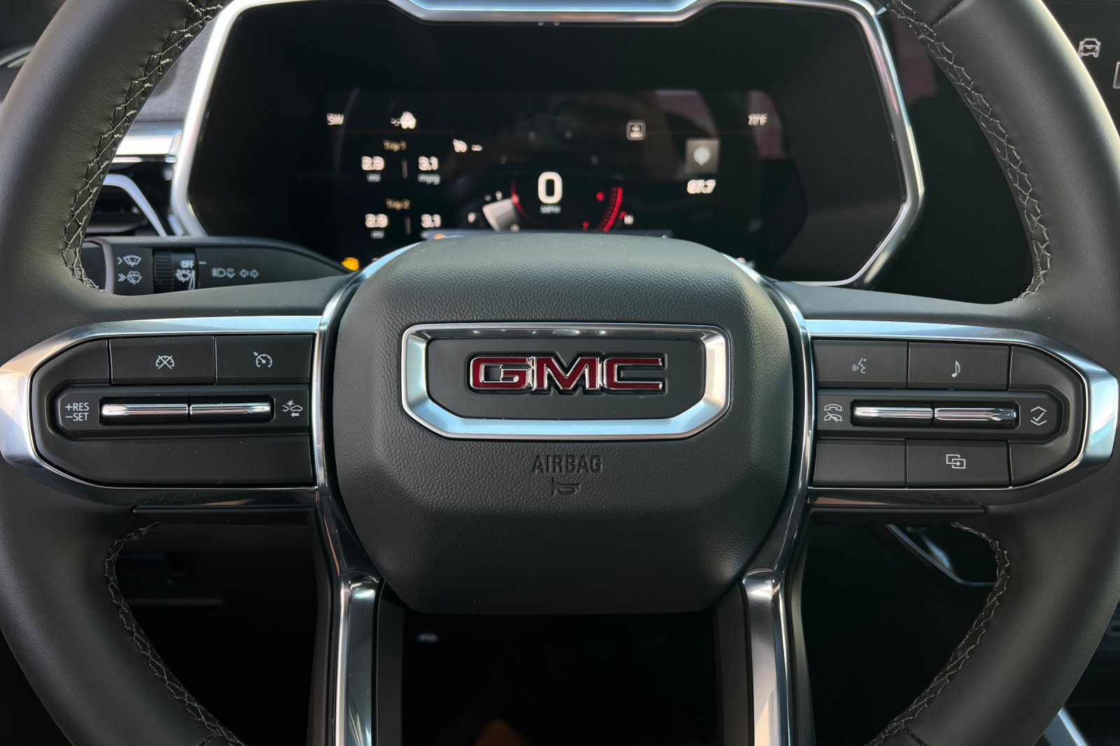 New 2026 GMC Canyon Elevation RWD image 25
