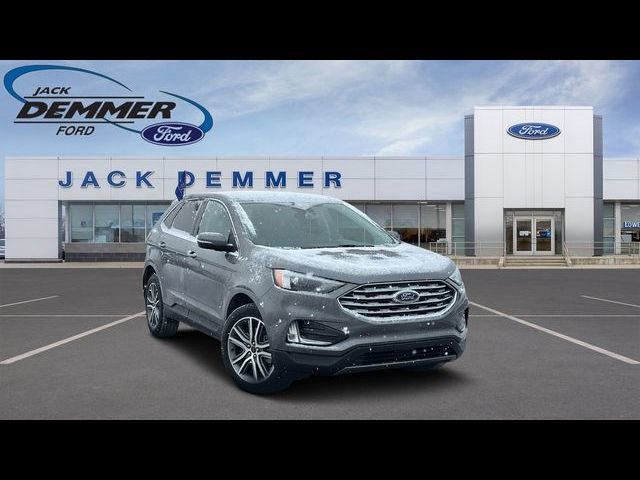 Certified 2023 Ford Edge Titanium w/ Class II Trailer Tow Package AWD/4WD image 1