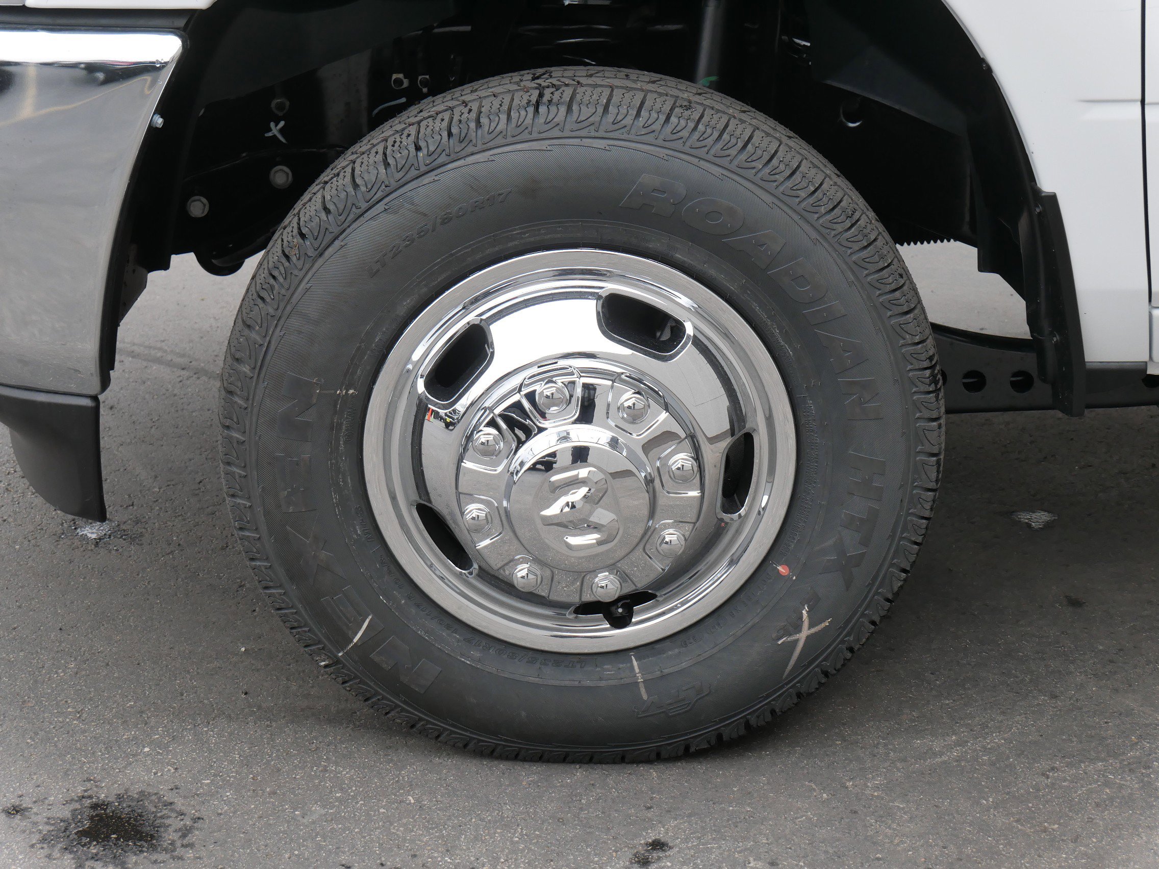 New 2026 RAM 3500 Tradesman w/ Chrome Appearance Group A image 4