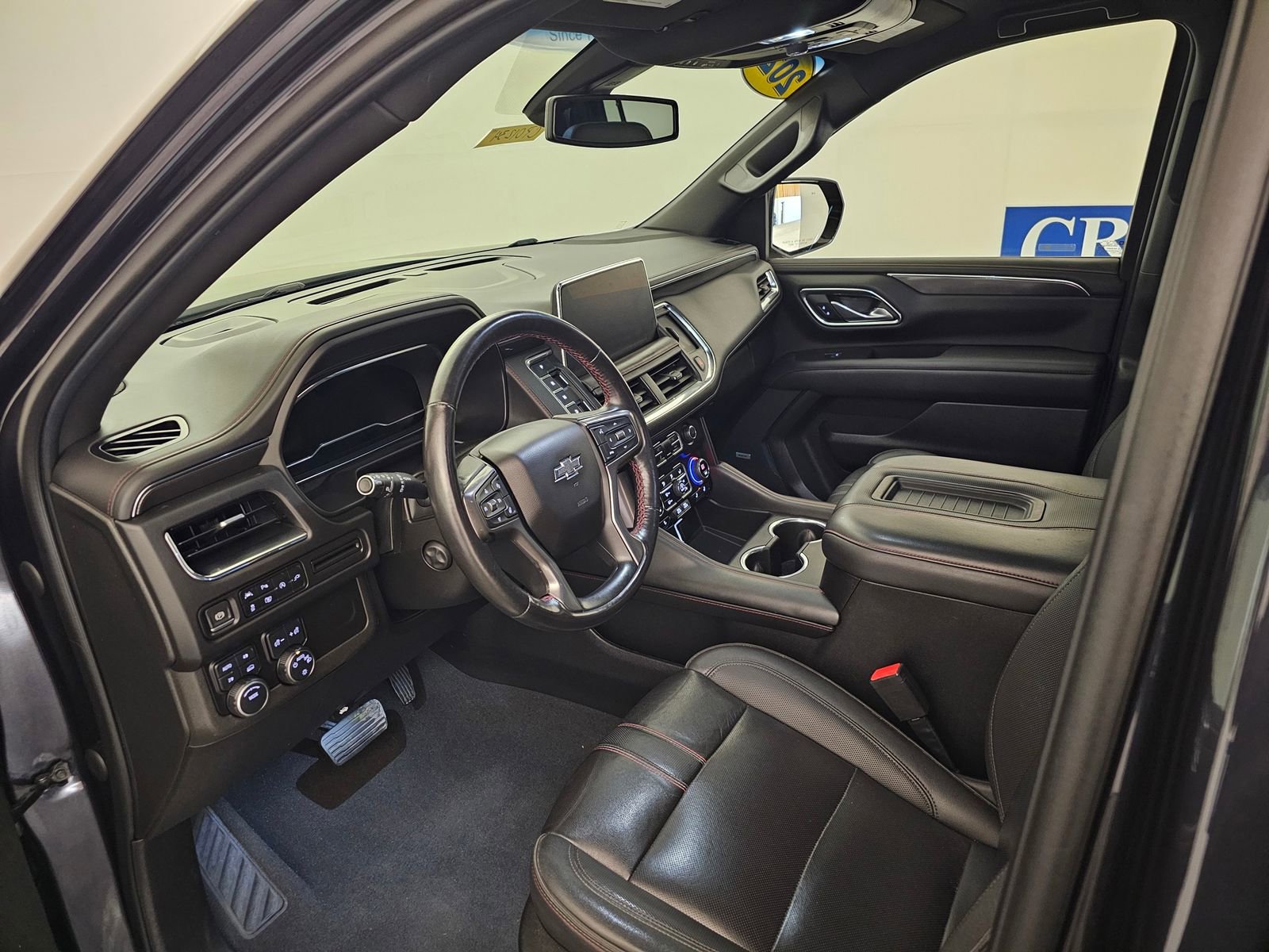 Used 2022 Chevrolet Suburban RST w/ Sport Performance Package image 11