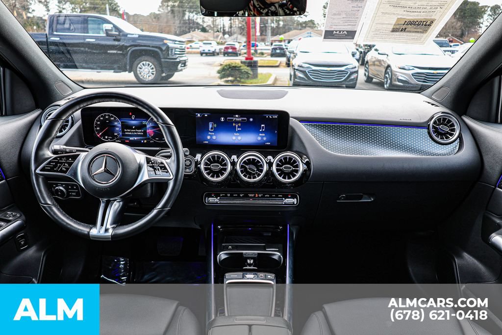 Used 2025 Mercedes-Benz GLA 250 4MATIC image 30