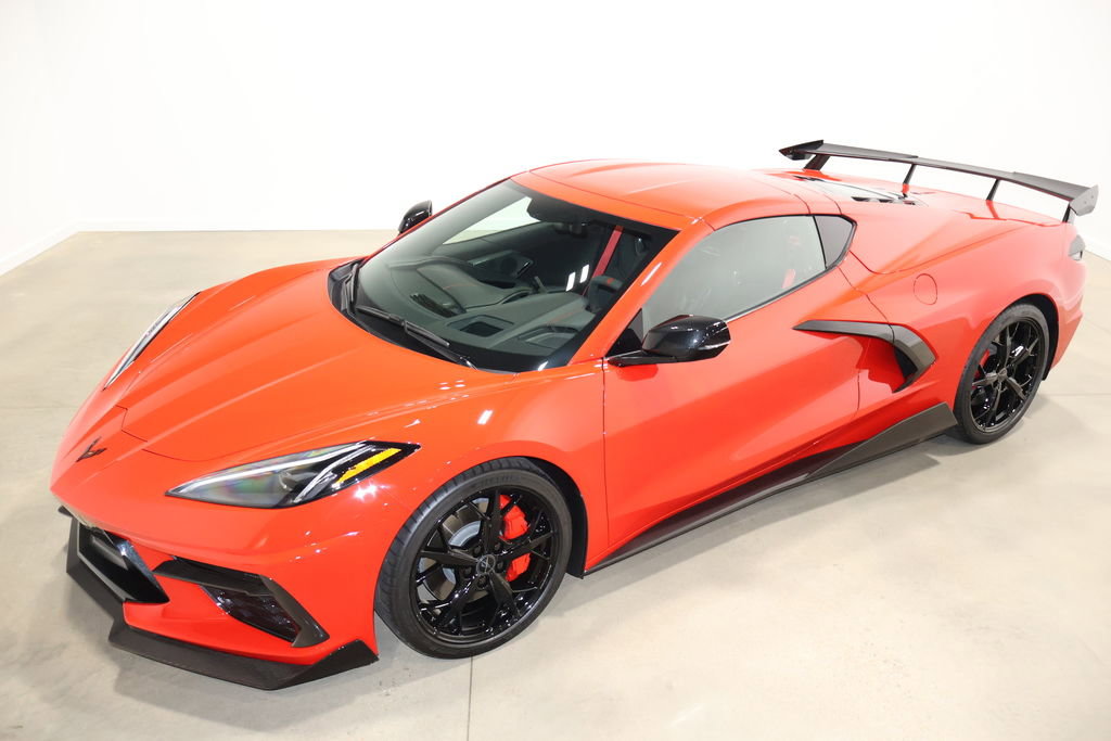 Used 2020 Chevrolet Corvette Stingray Premium Cpe w/ 3LT Preferred Equipment Group image 9