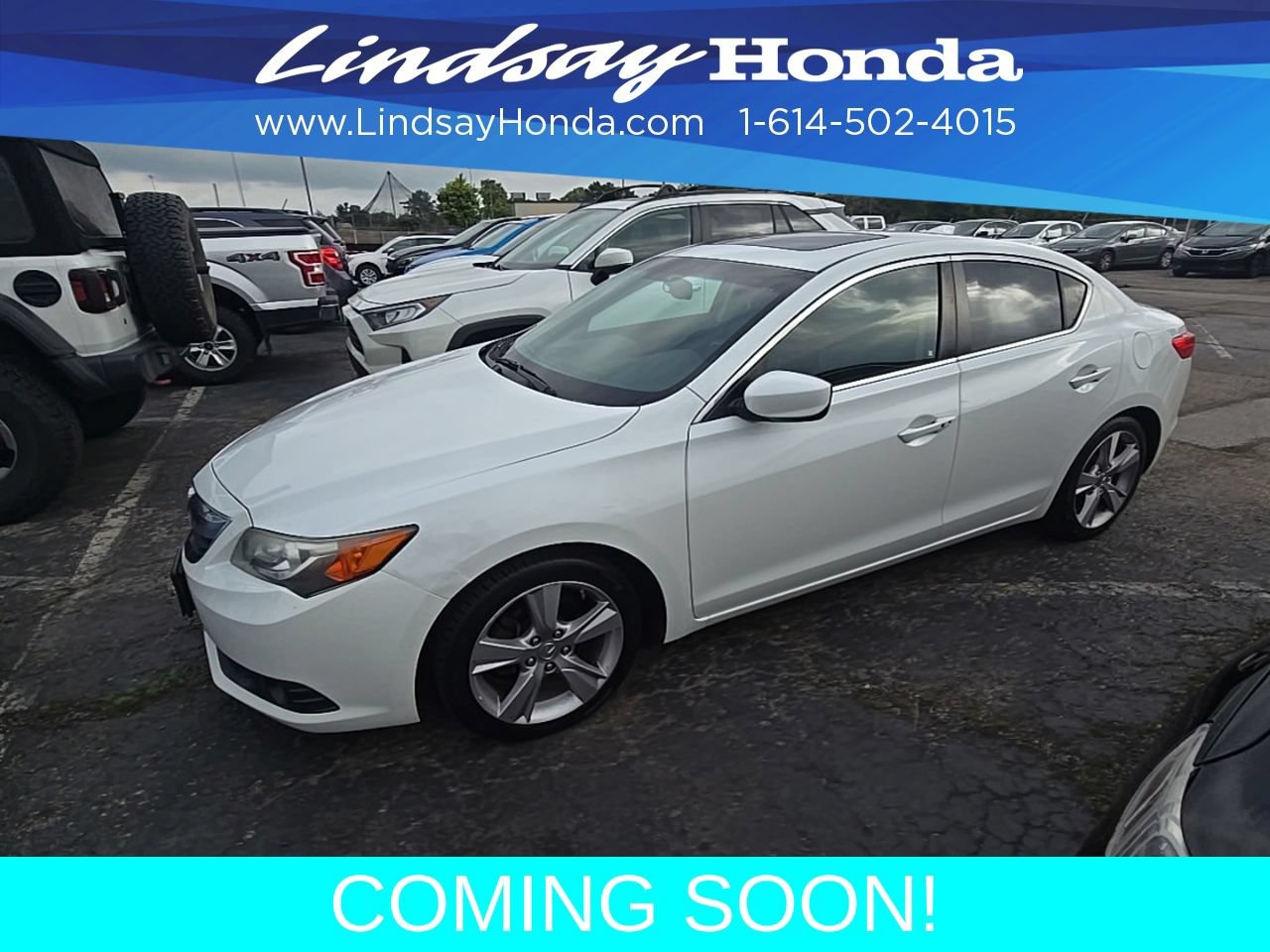 Used 2014 Acura ILX w/ Technology Package FWD image 2