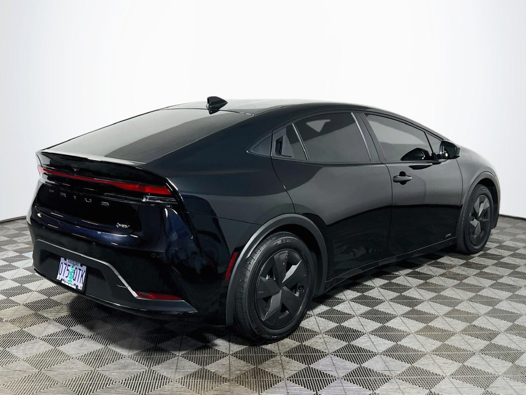 Certified 2026 Toyota Prius LE AWD/4WD image 7