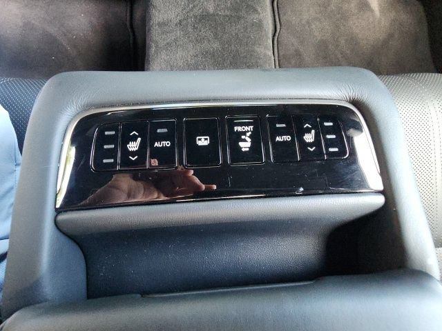 Used 2020 Lexus LS 500 w/ Interior Upgrade Package RWD image 34