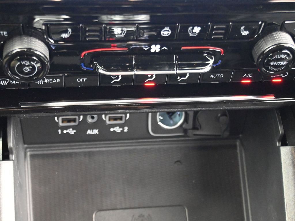 New 2025 Jeep Grand Cherokee Limited w/ Luxury Tech Group II image 27