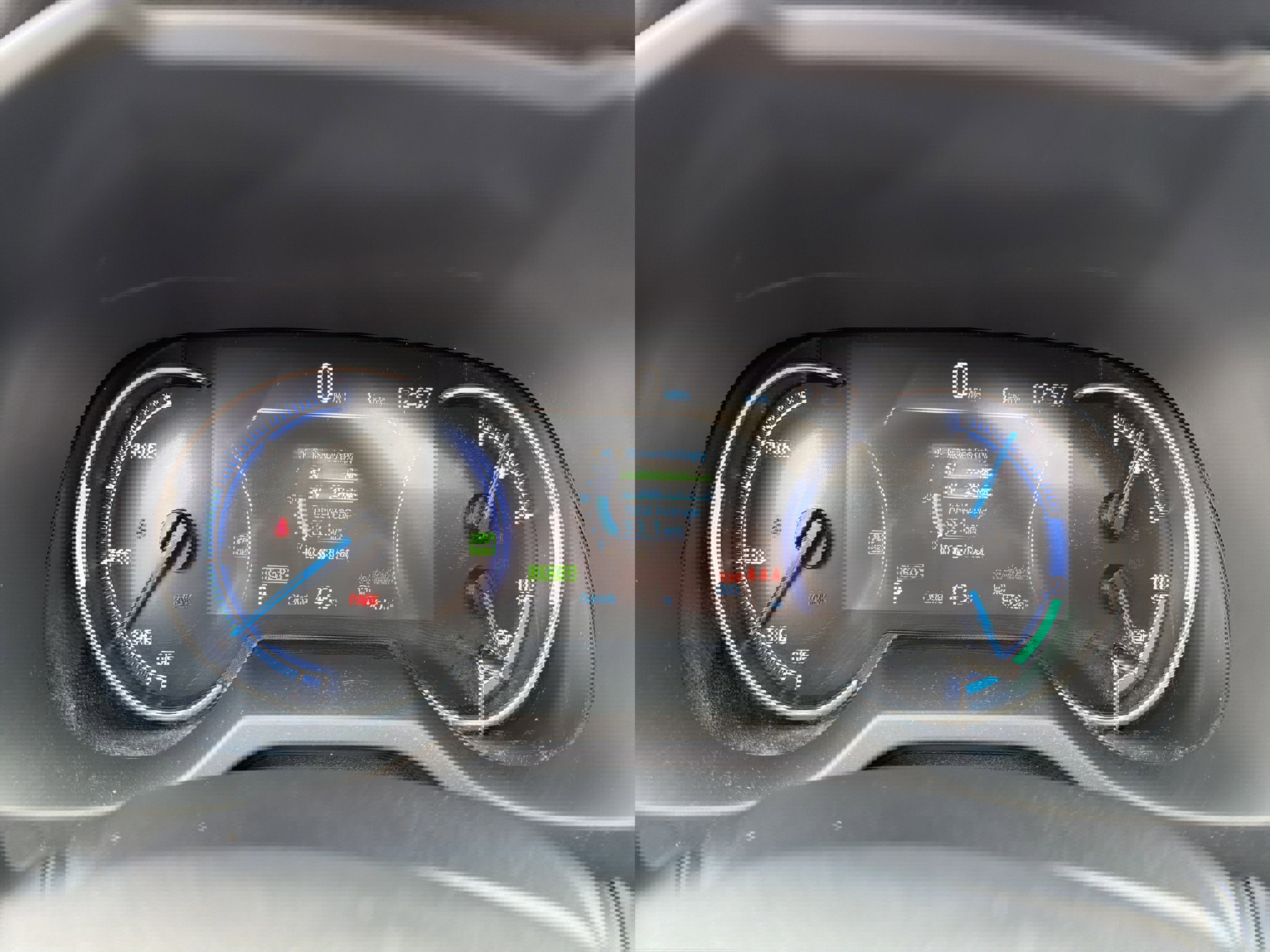 Used 2024 Toyota RAV4 SE w/ Weather & Moonroof Package image 18