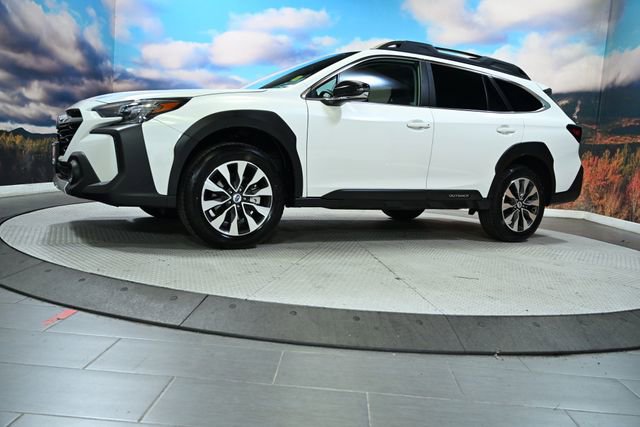Certified 2025 Subaru Outback Limited image 4