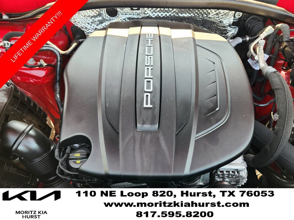 Used 2021 Porsche Macan AWD/4WD image 30