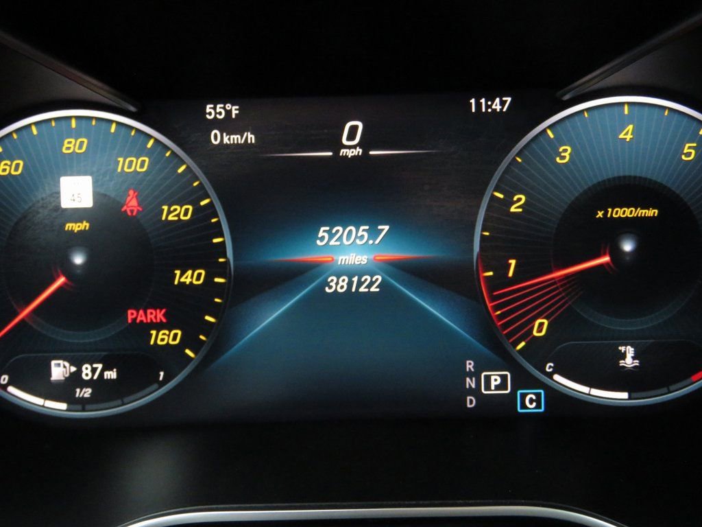 Used 2021 Mercedes-Benz GLC 300 4MATIC image 22