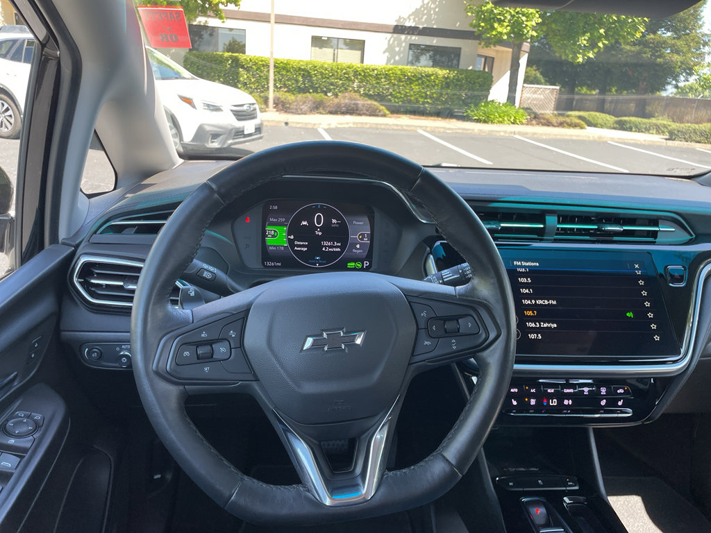 Used 2023 Chevrolet Bolt LT w/ Infotainment Package FWD image 19