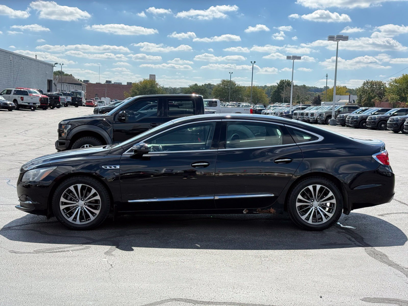 Used 2019 Buick LaCrosse Essence w/ Sun and Shade Package AWD/4WD image 7