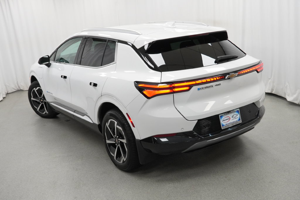 Certified 2024 Chevrolet Equinox EV LT AWD/4WD image 37
