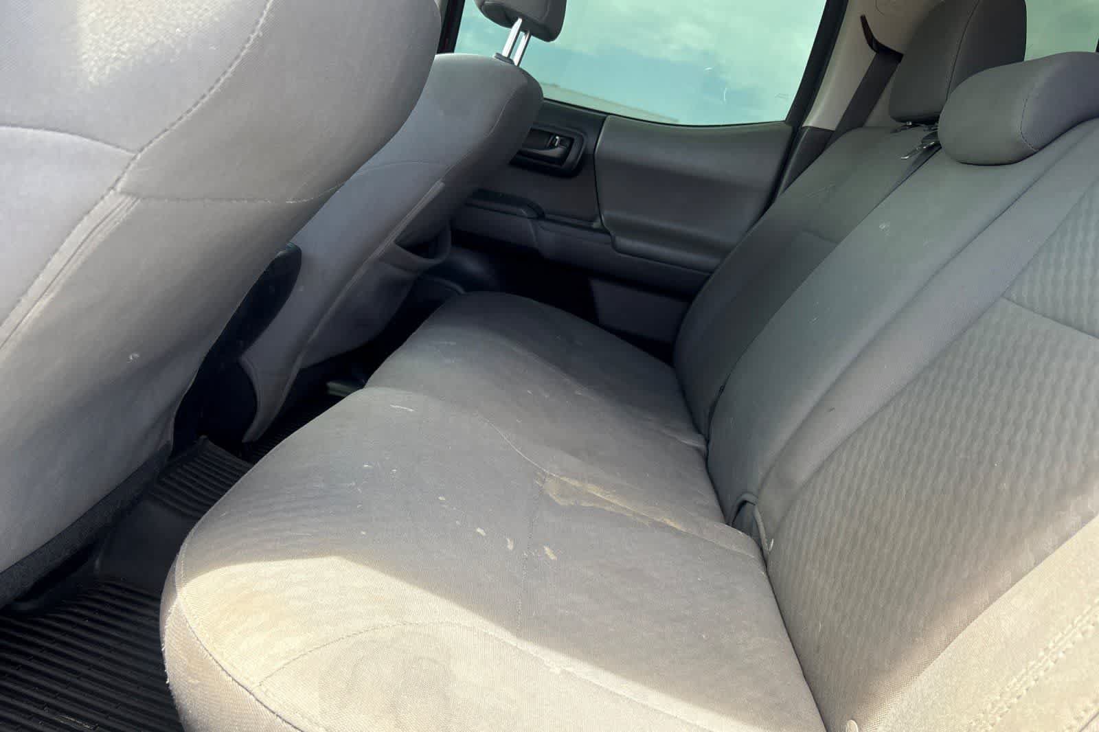 Used 2020 Toyota Tacoma SR w/ SR Convenience Package RWD image 5