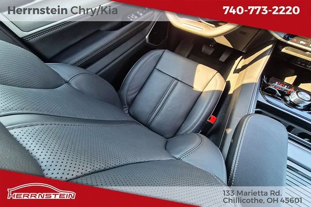 New 2025 Jeep Wagoneer Series III w/ Quick Order Package 25C Super image 13