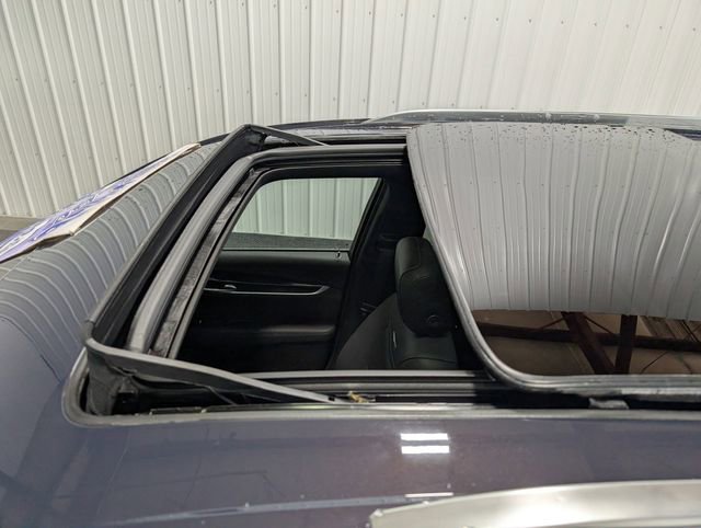 Used 2024 Cadillac XT6 Premium Luxury w/ Technology Package image 8