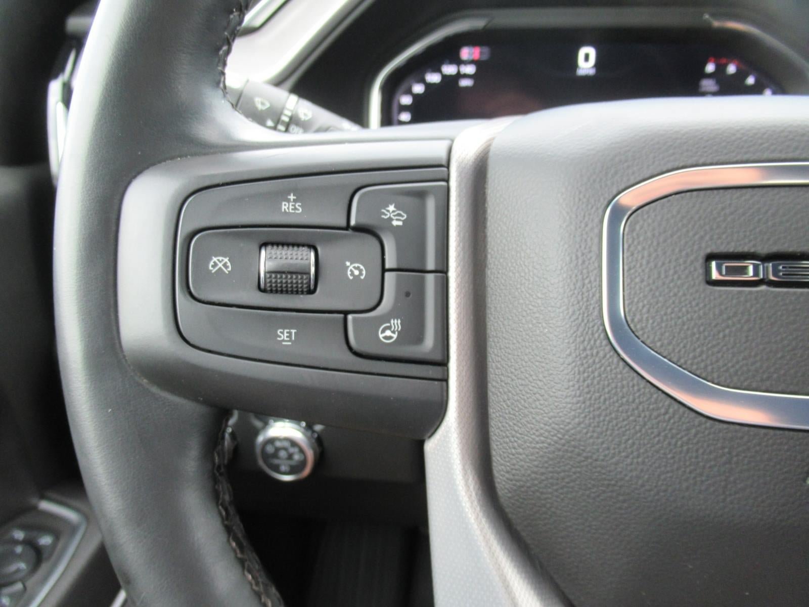 Used 2025 GMC Sierra 2500 Denali w/ Denali Reserve Package AWD/4WD image 32