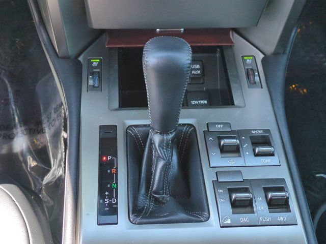 Used 2012 Lexus GX 460 Premium AWD/4WD image 24