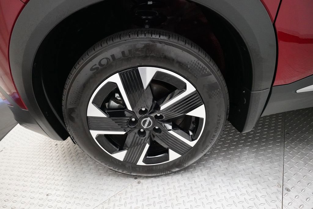 Used 2025 Nissan Kicks SV image 26