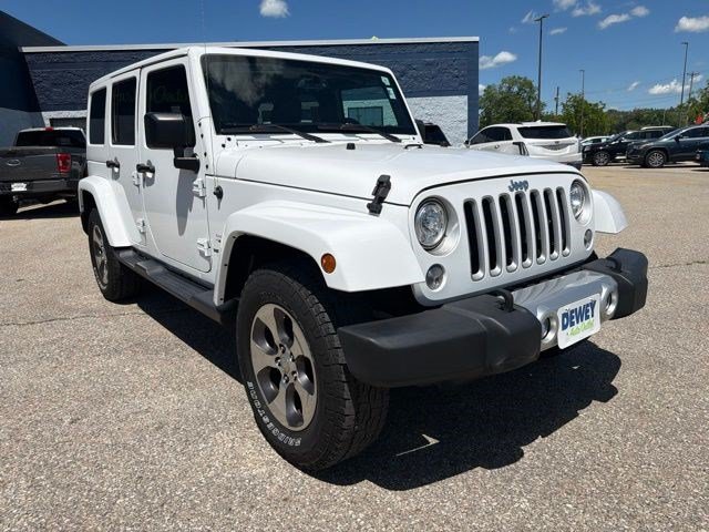 Used 2017 Jeep Wrangler Unlimited Sahara w/ Connectivity Group AWD/4WD image 7