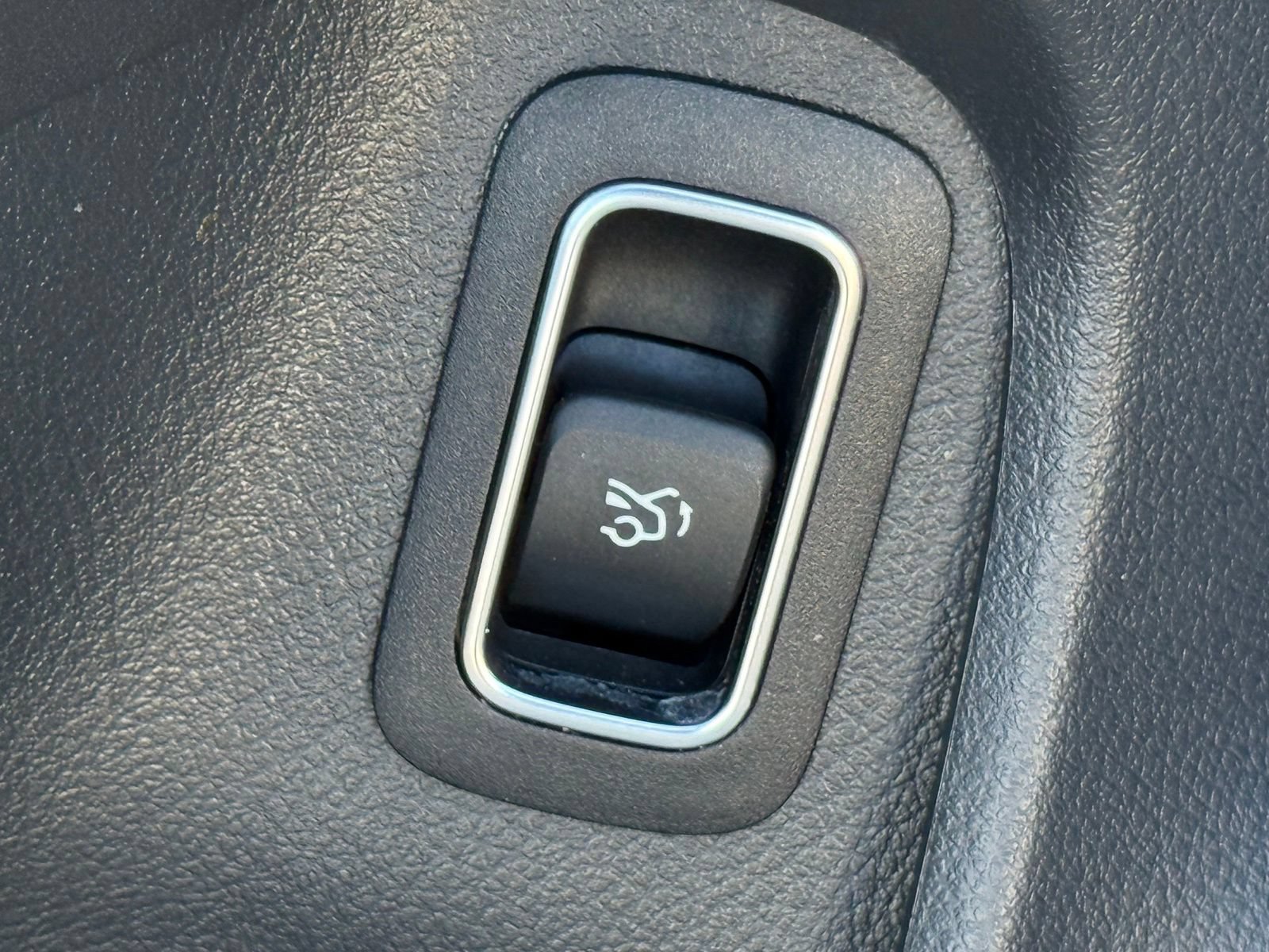 Used 2023 Mercedes-Benz CLA 250 image 23