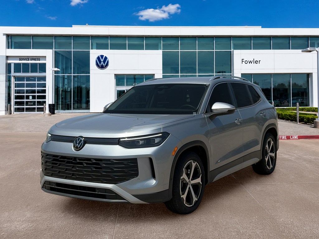 New 2026 Volkswagen Tiguan SE FWD image 3