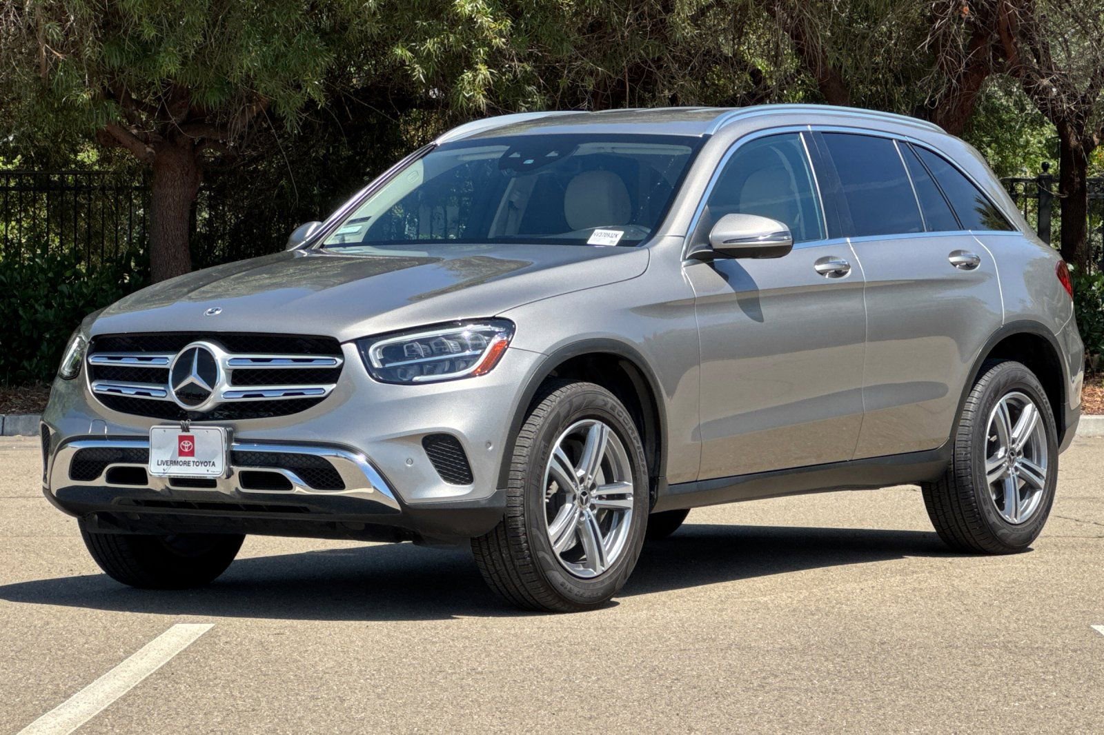 Used 2022 Mercedes-Benz GLC 300 4MATIC image 8