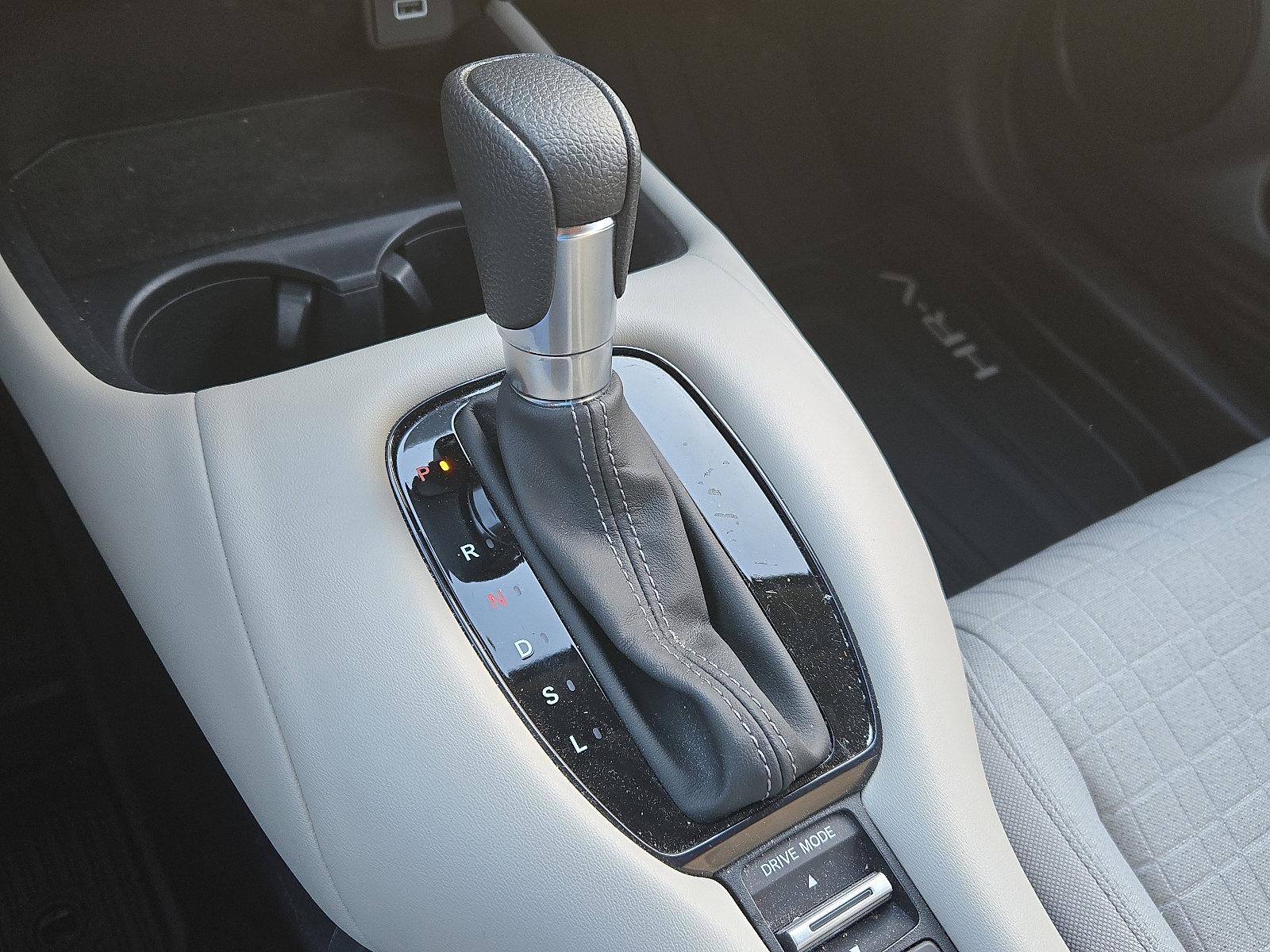 Certified 2024 Honda HR-V LX image 18