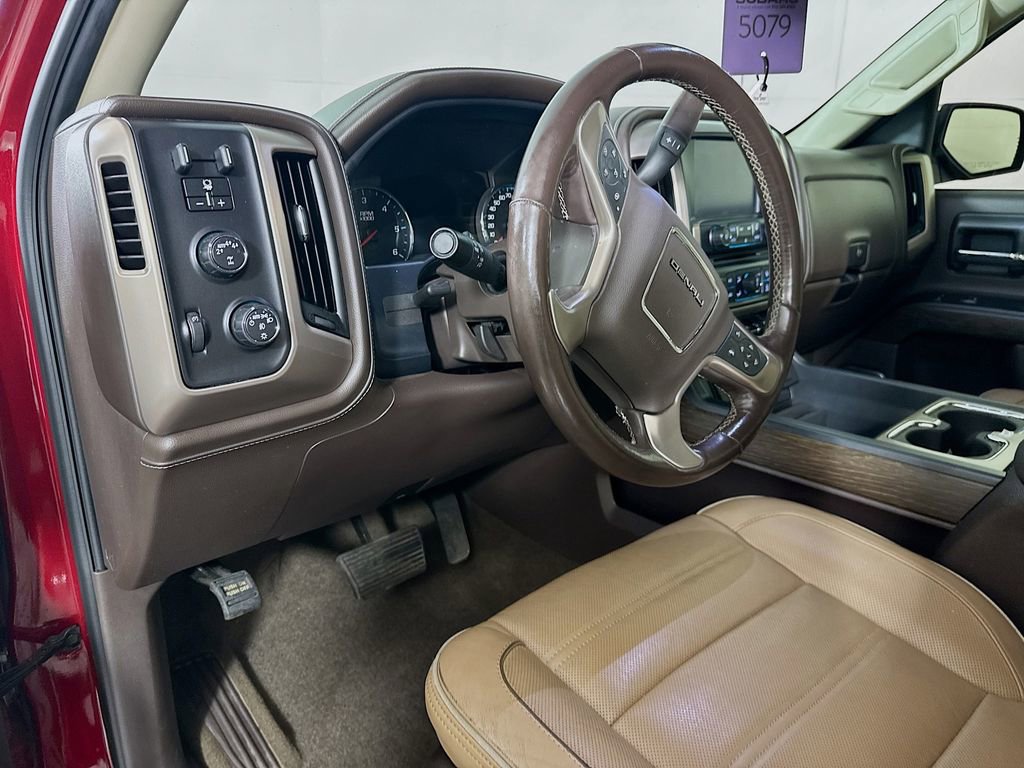 Used 2018 GMC Sierra 1500 Denali w/ Denali Ultimate Package AWD/4WD image 10
