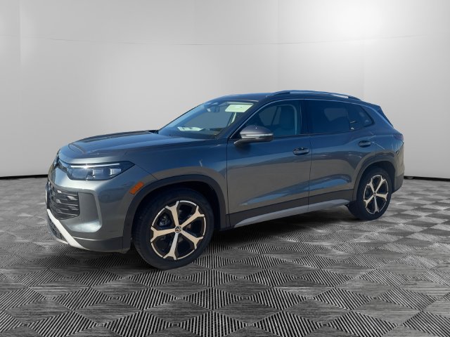 New 2026 Volkswagen Tiguan SE FWD image 1