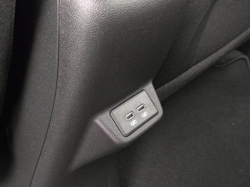New 2027 Chevrolet Bolt LT w/ Comfort Package FWD image 32