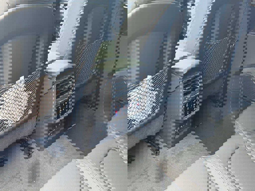 New 2026 Audi Q8 Premium Plus image 25