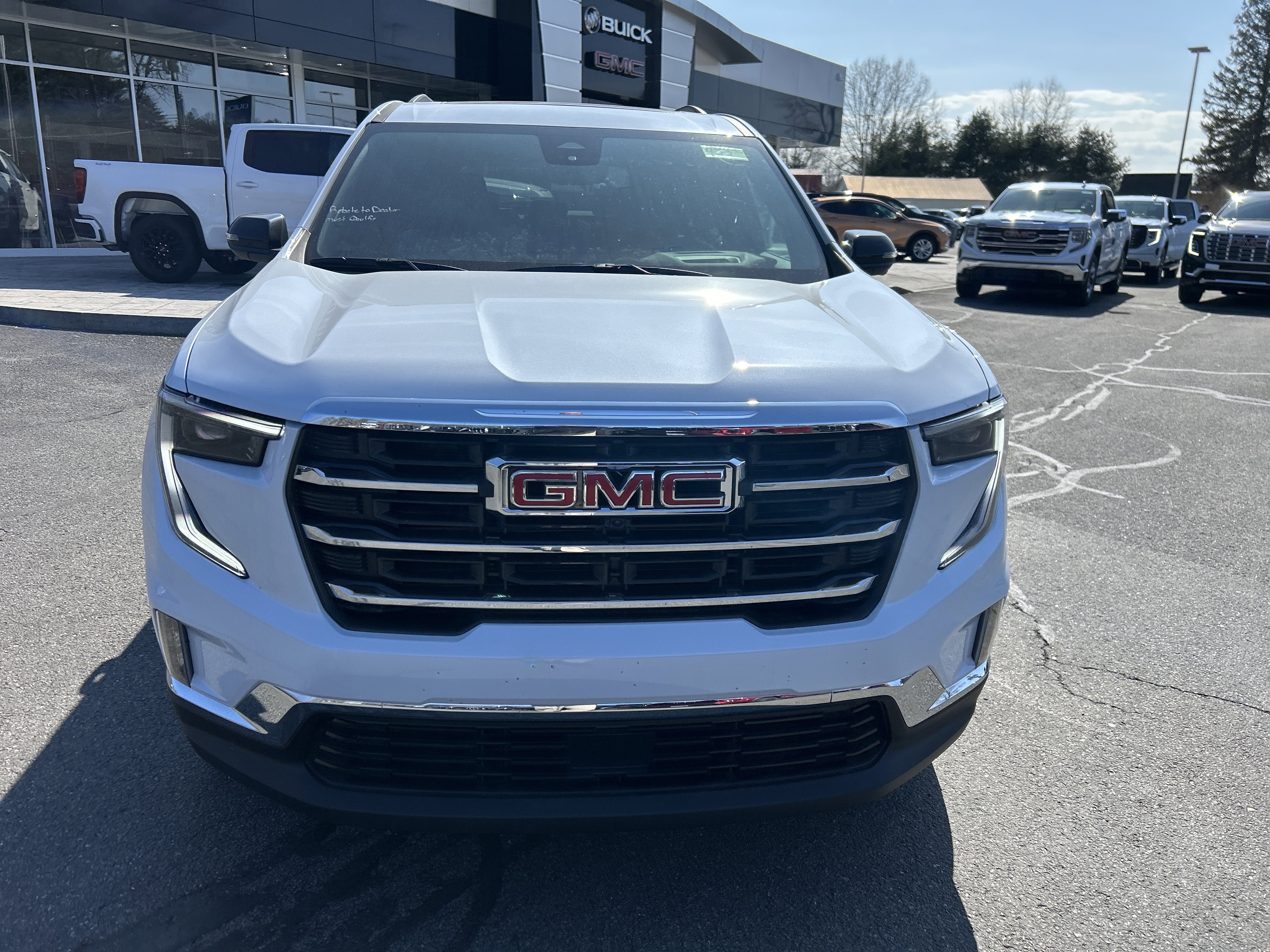Used 2026 GMC Acadia Elevation w/ Elevation Premium Package image 12