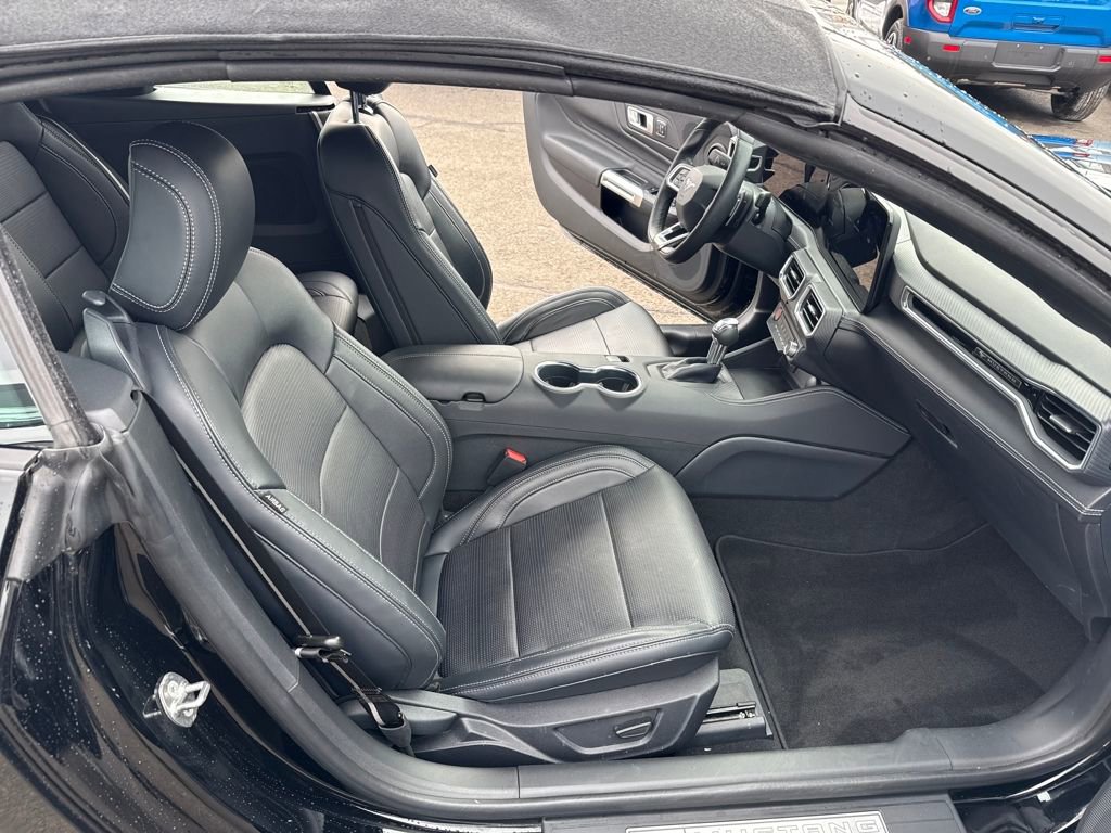 Used 2025 Ford Mustang GT Premium image 21
