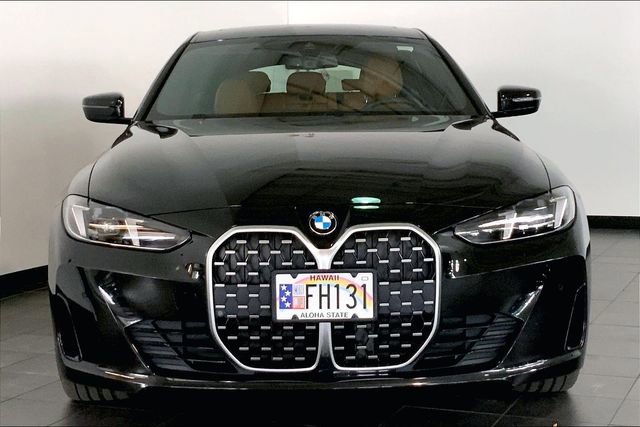 Used 2025 BMW 430i w/ Premium Package image 3