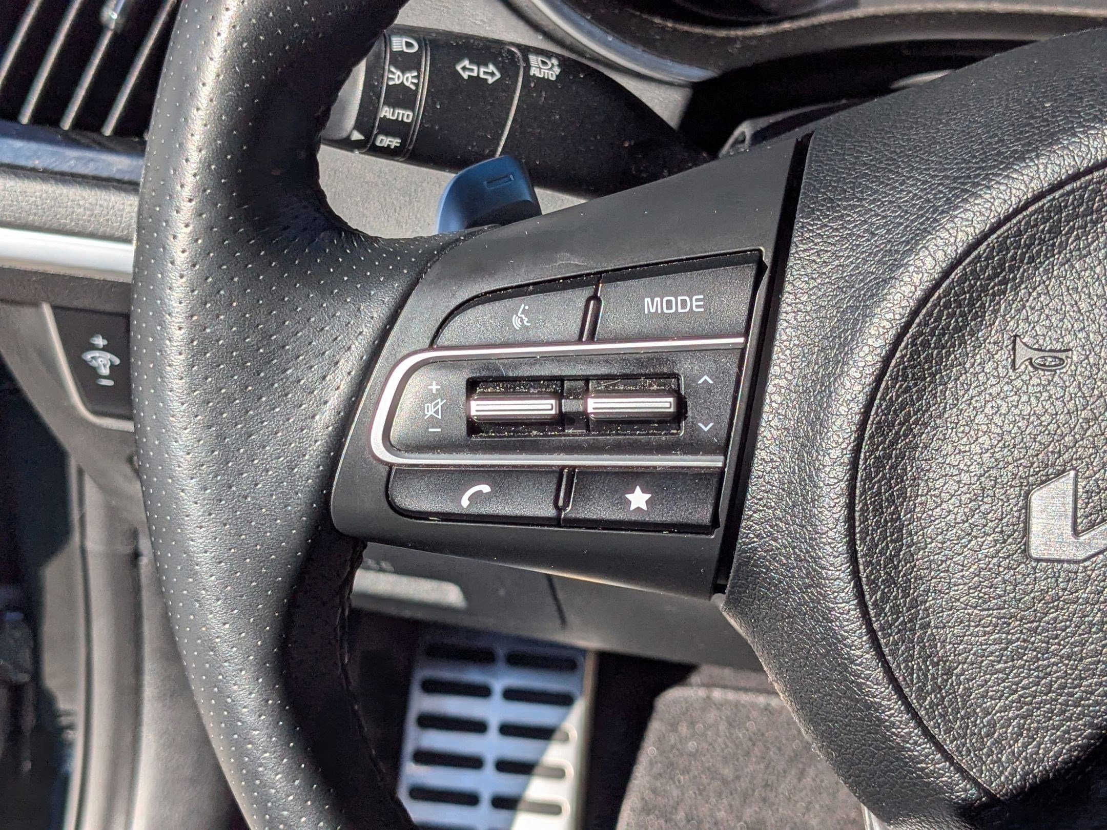 Used 2023 Kia Stinger GT2 image 20