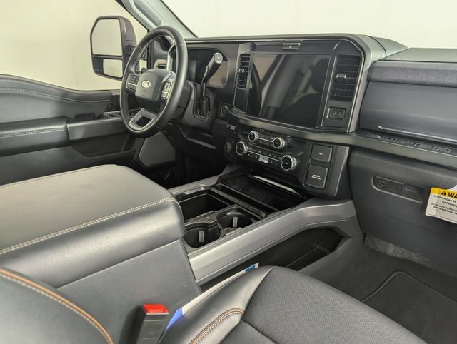 Used 2026 Ford F350 Lariat w/ Black Appearance Package AWD/4WD image 29