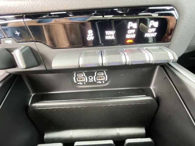 Used 2024 RAM 1500 Big Horn RWD image 20
