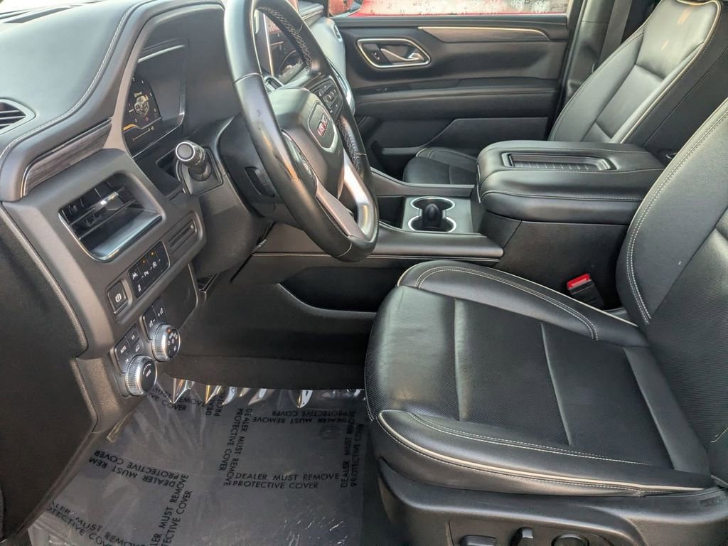 Used 2024 GMC Yukon SLT AWD/4WD image 17