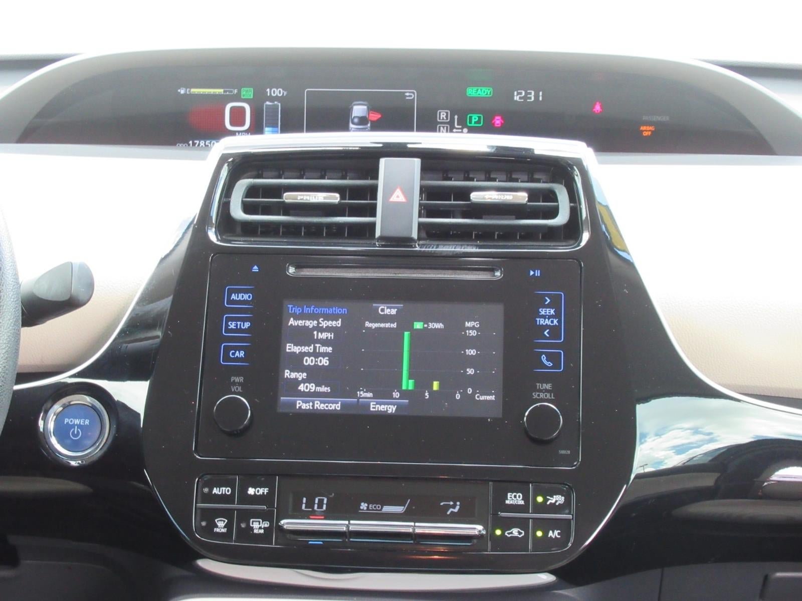 Used 2016 Toyota Prius Two FWD image 15