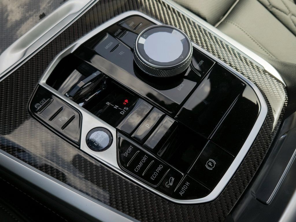 New 2026 BMW X5 M60i w/ Executive Package image 11